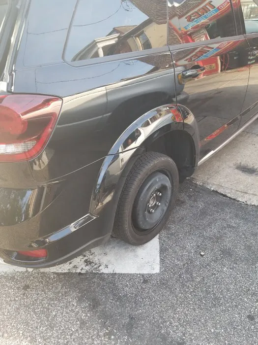 Stan's Tires 0