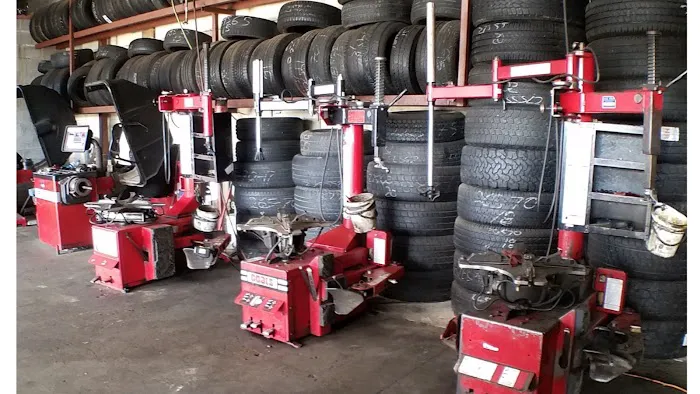 Sanchez Tire Shop 4