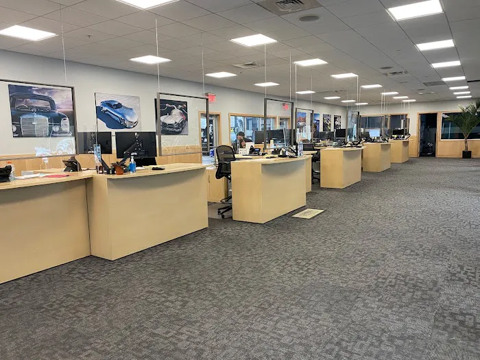 Mercedes-Benz of Fort Washington Service Center 9