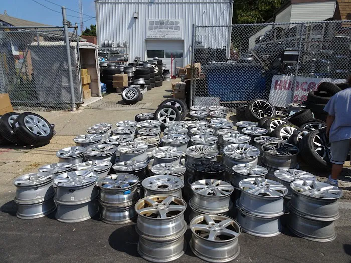 AAAA Hubcap Heaven 8
