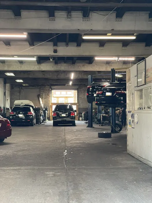 Sam's Garage 2