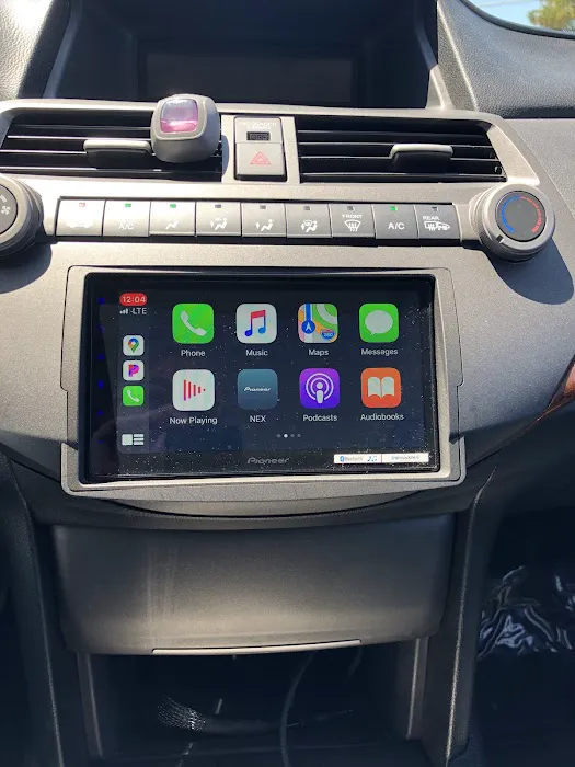AudioSonic Car Stereo 4