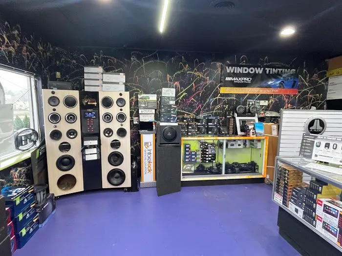 AudioSonic Car Stereo 5