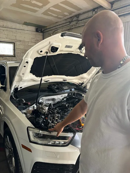 LAB-Auto GARAGE 0
