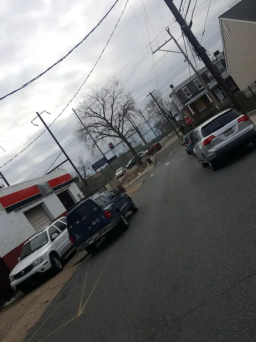 Johnny's Auto Repair 0