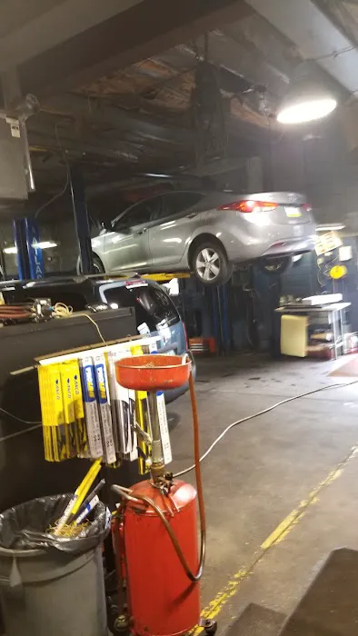 Johnny's Auto Repair 3