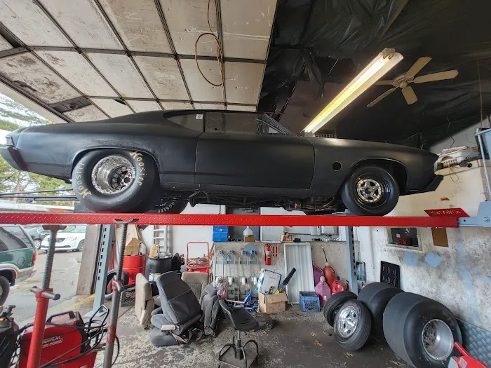Gabe's Auto Repair 3