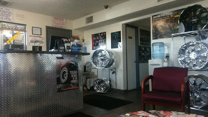 Stockton Hill Tire 8