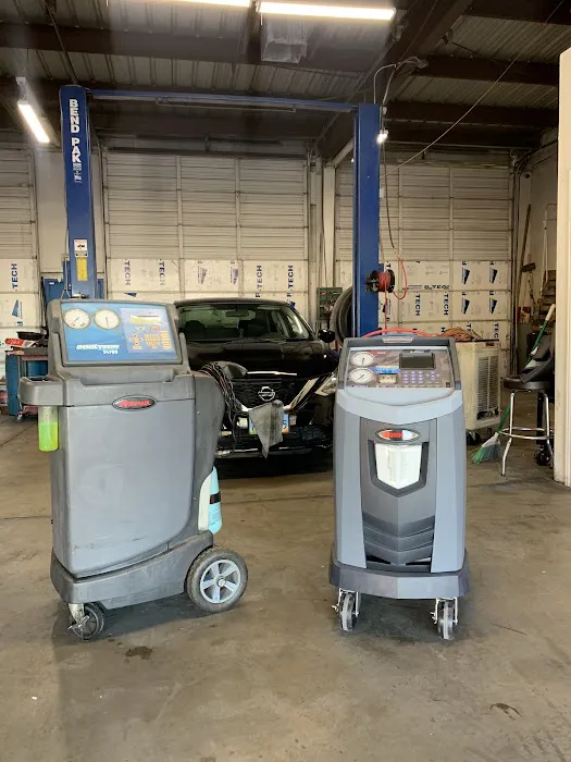Yoyo's Auto Service & Tires 0