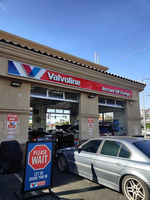 Valvoline Instant Oil Change 7
