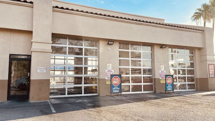 Valvoline Instant Oil Change 3