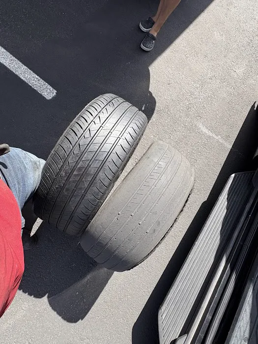 Golden Oasis Mobile Tire Shop 1