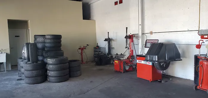 Ruiz Automaintenance & Repair LLC 0