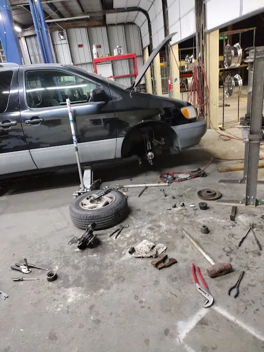 Ruiz Automaintenance & Repair LLC 7