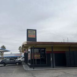 Family Auto Care and Tires ico