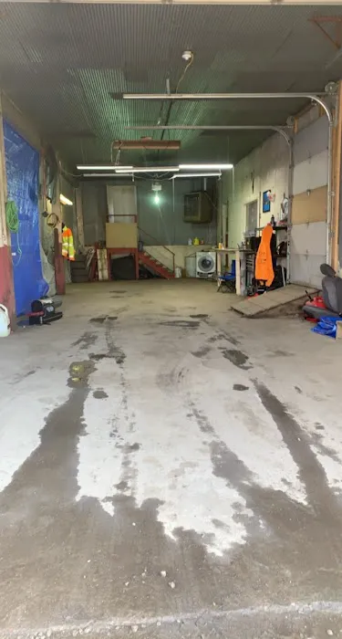 Kirk's Auto Shop 3