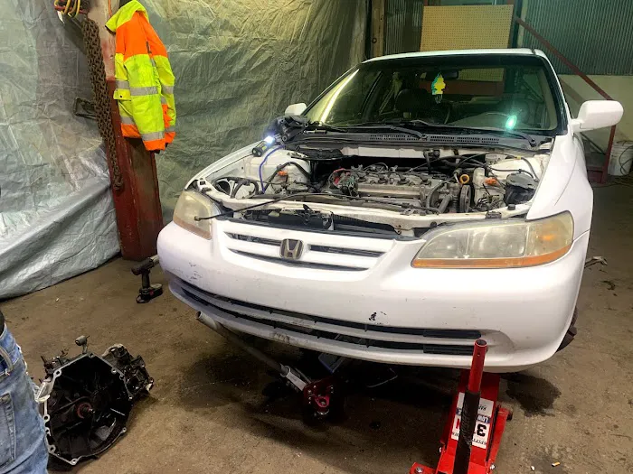 Kirk's Auto Shop 0