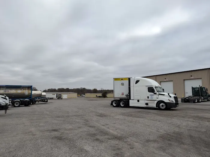 North Dixie Truck & Trailer 4