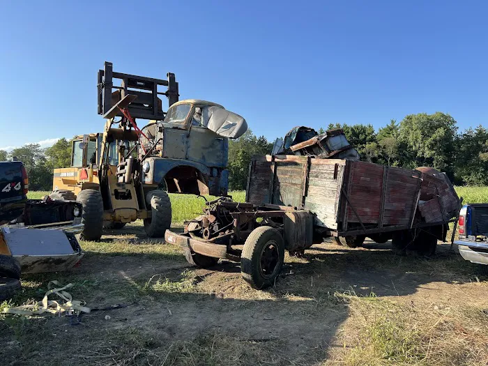 B & B Truck & Auto 4