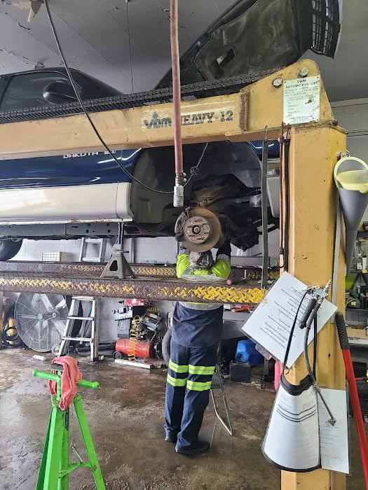 Sidney Truck & Auto Repair LLC 3