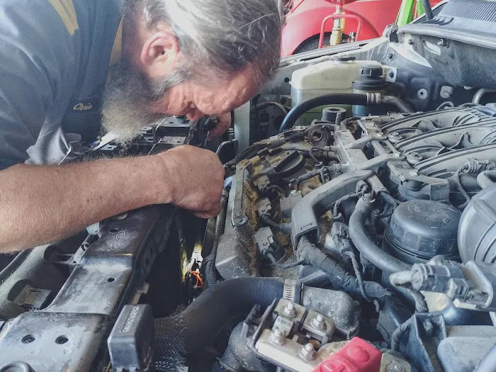 Sidney Truck & Auto Repair LLC 8