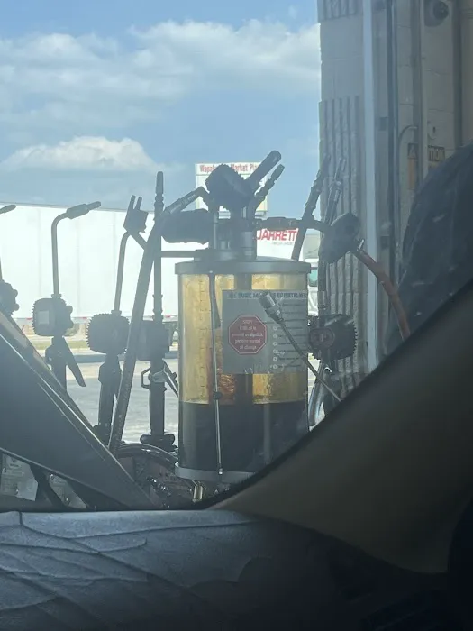 Valvoline Instant Oil Change 6