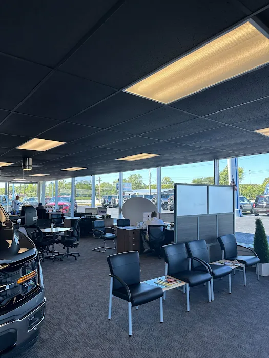 Ford Service Center Wapakoneta 6