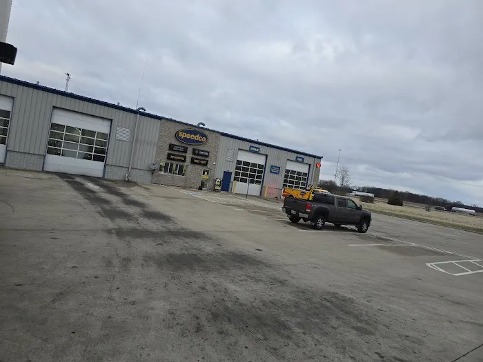 Speedco Truck Lube and Tires 7
