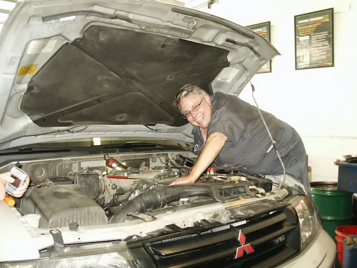 Alternative Auto Care 3