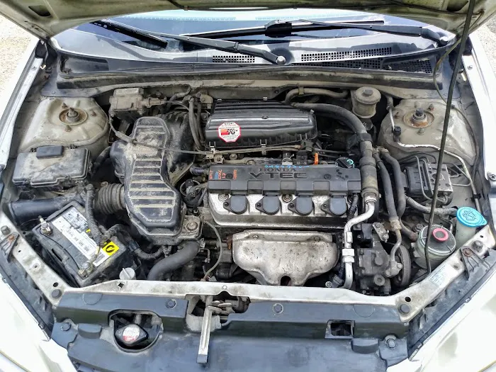 Lee's Auto Repair 8