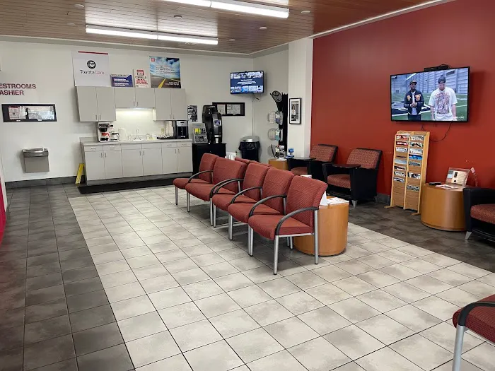 Great Lakes Toyota Service 8