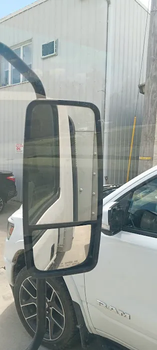 Findlay Car Craft Collision LTD 2