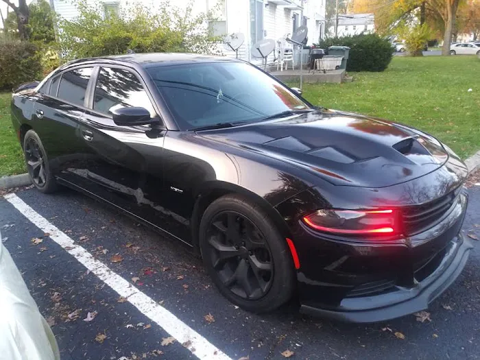 Mendez Motorsport auto body shop 2