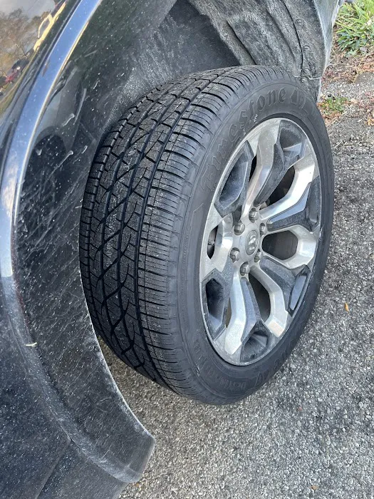 Grismer Tire & Auto Service Center 8