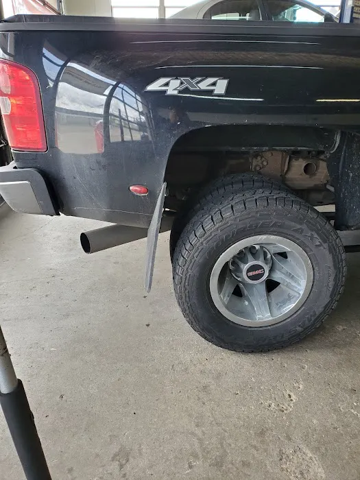 Complete Auto and Tread 8