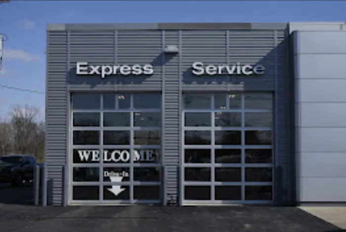 Reineke Nissan Service 1