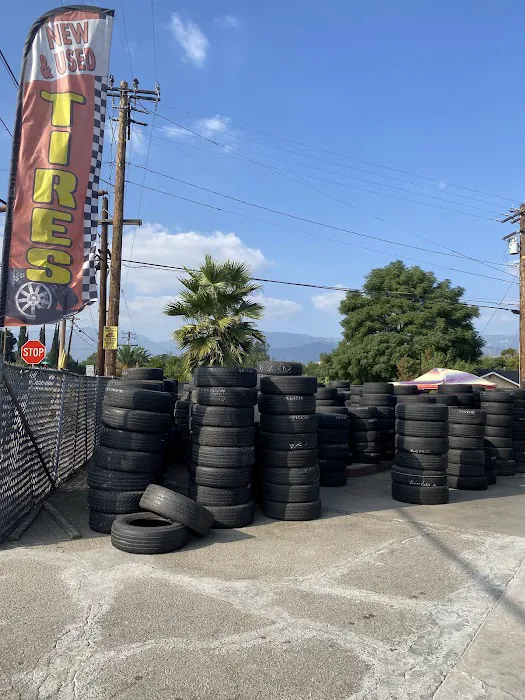 Jhonny's Tires 1