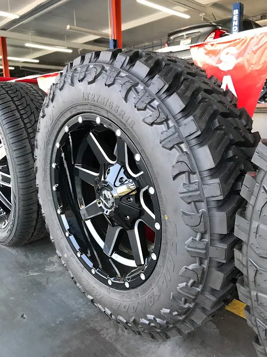 QuickStop Automotive Center 4