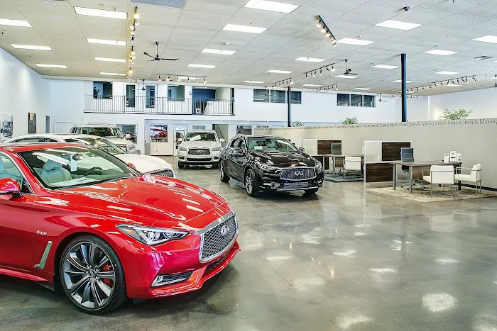 INFINITI Palm Springs Service 1