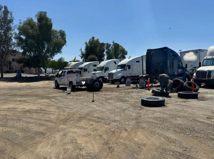 Clave Truck Tire Service 7