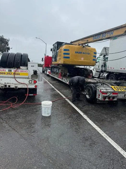 Clave Truck Tire Service 9