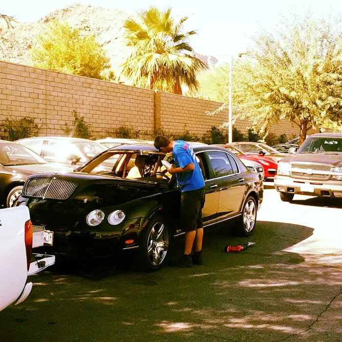 Mac's Mobile Autoglass 5