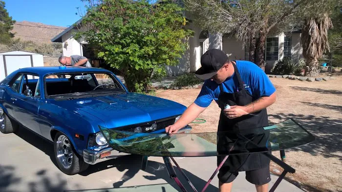 Mac's Mobile Autoglass 7