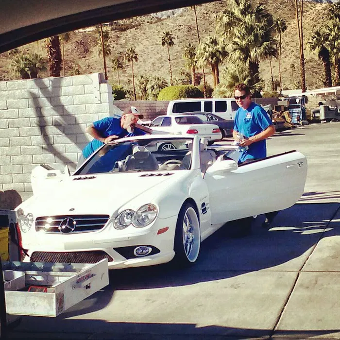 Mac's Mobile Autoglass 8