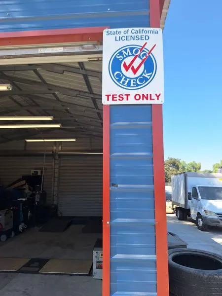 Dos Lagos Smog Shop 9