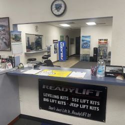 Chuck's Tire Center ico