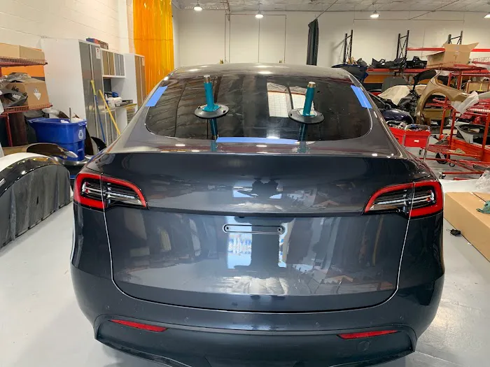 Brady's Auto Glass 5