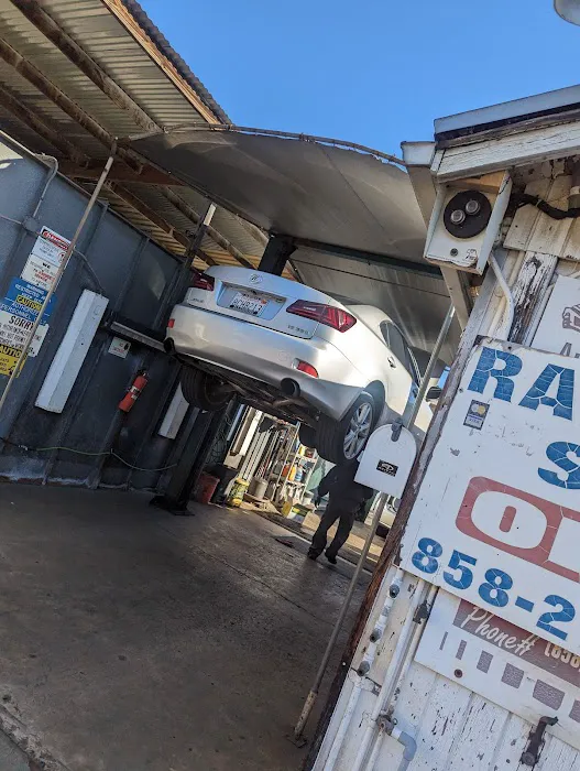 Vinh Phat Auto Repair & Muffler 3