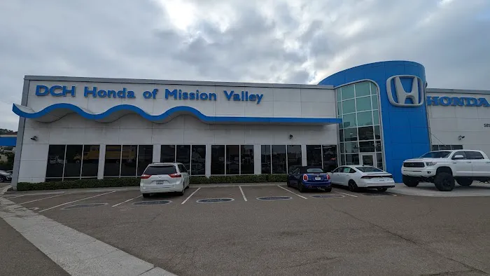 DCH Honda of Mission Valley Service Center 4