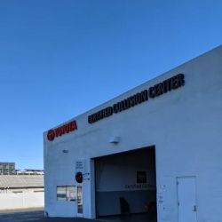 Norm Reeves Toyota Collision Center ico